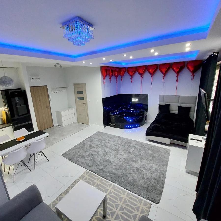 Mp Apartament Bialystok Jacuzzi ภายนอก รูปภาพ